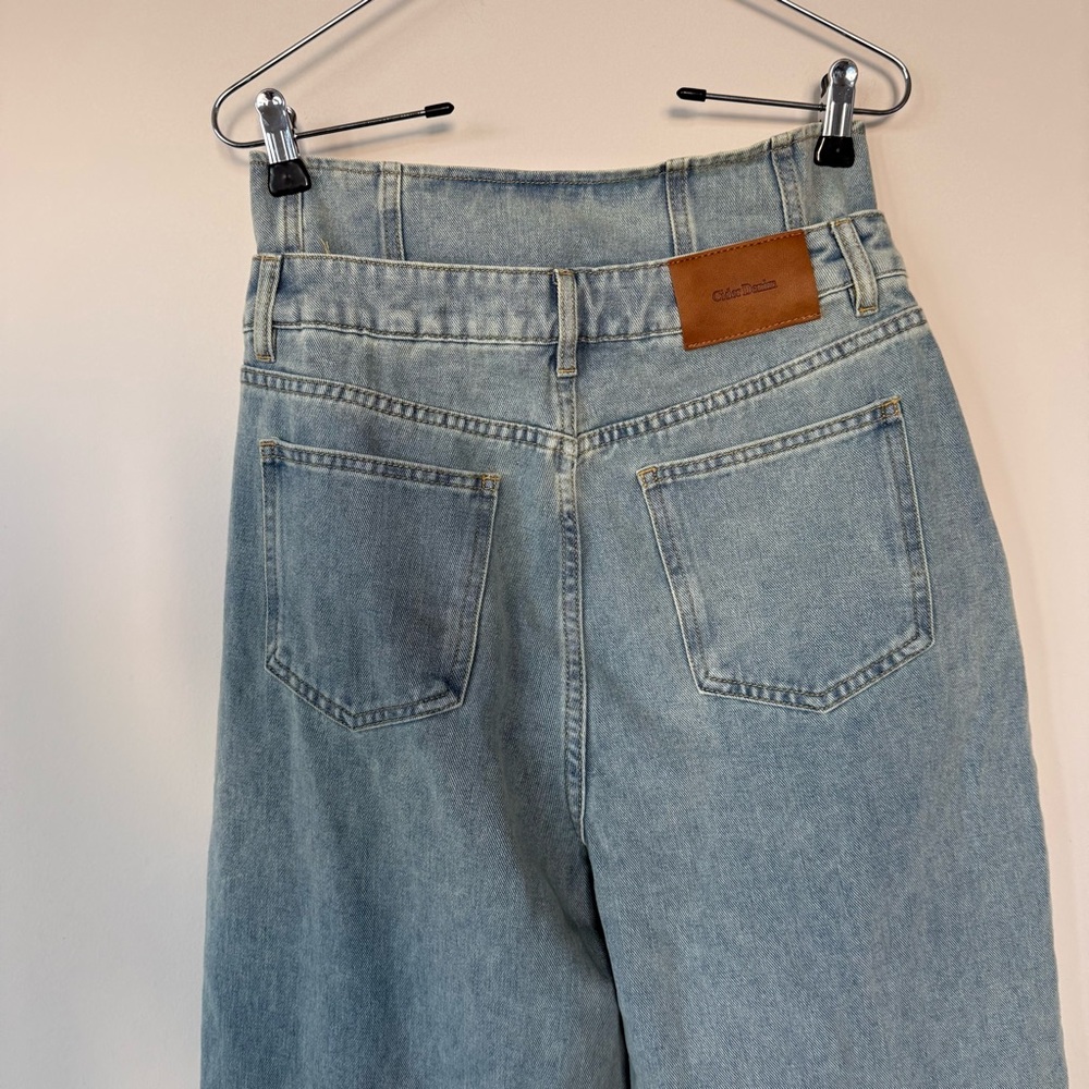 NWT Cider DOUBLE HIGH RISE SOLID BUTTON Wide Leg Jeans Light / Medium Wash - Picture 10 of 13